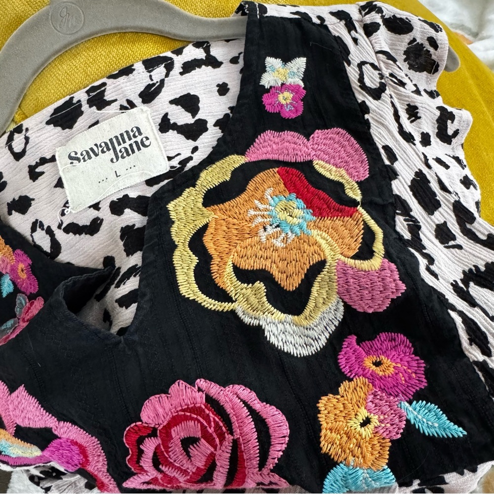 Savanna Jane Boho Leopard Floral Embroidered Flowy Blouse Large - Picture 7 of 7